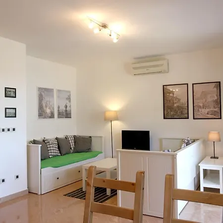 Apartment Rona Una